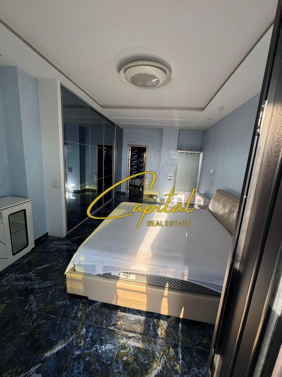 WhatsApp Image 2026-10-20 at 11.05.03 AM APARTAMENT ME QIRA 1+1 KOMPLEKSI TURDIU 72.000 LEKE