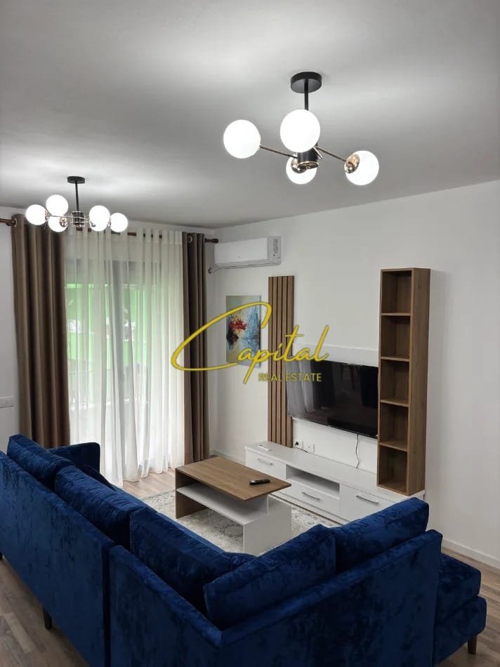 APARTAMENT ME QIRA 1+1 5 MAJI 60.000 LEKE