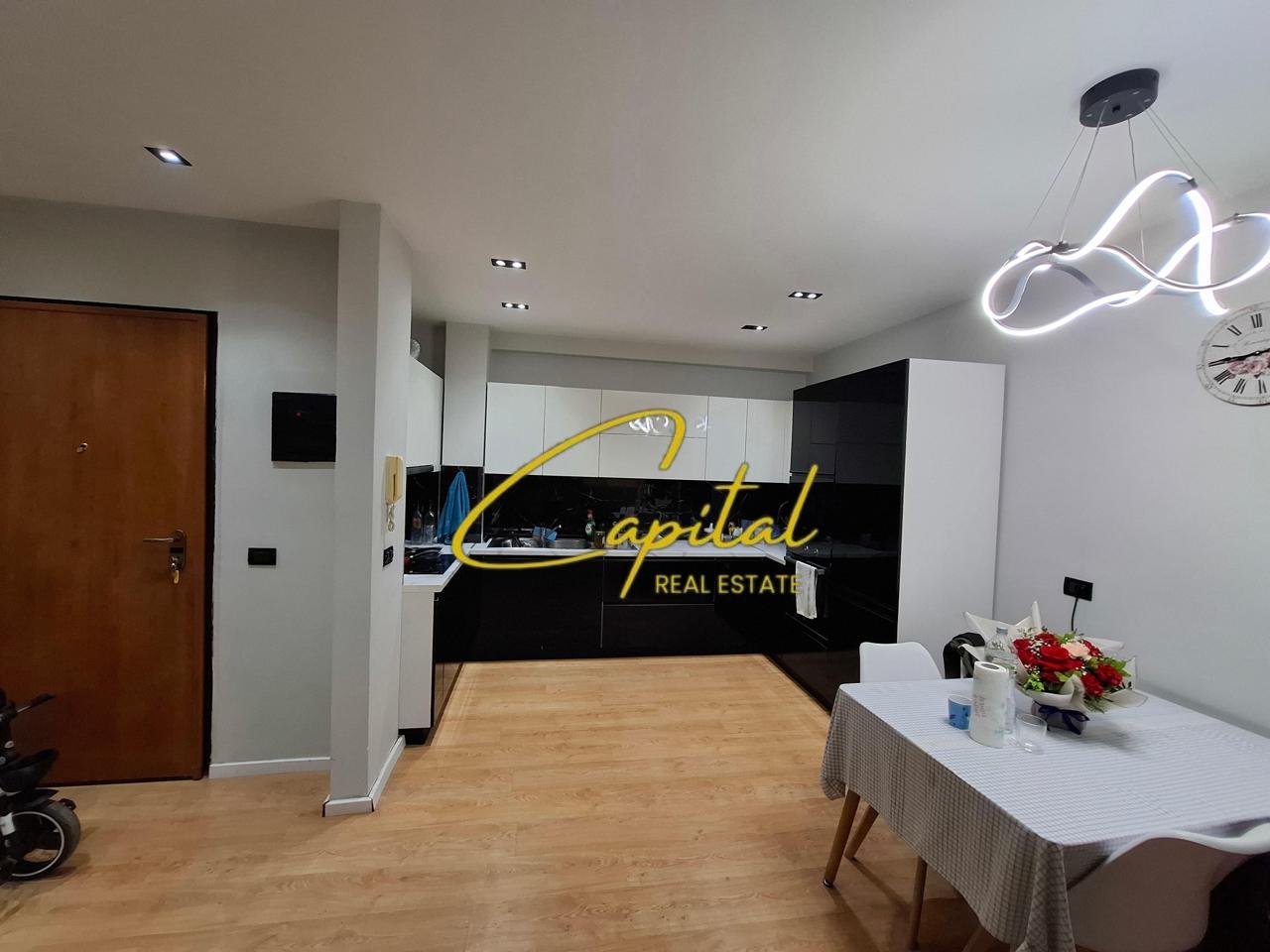 WhatsApp Image 2026-10-21 at 12.09.49 PM (1) SHITET APARTAMENT 2+1+2 KOPSHTI BOTANIK 275.000 EURO