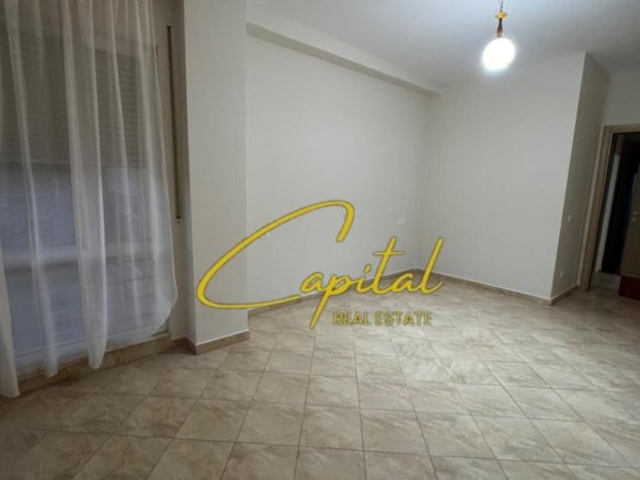 APARTAMENT ME QIRA 2+1 ISH TREGU ELEKTRIK 55.000 LEKE