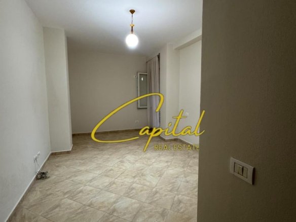 APARTAMENT ME QIRA 2+1 ISH TREGU ELEKTRIK 55.000 LEKE