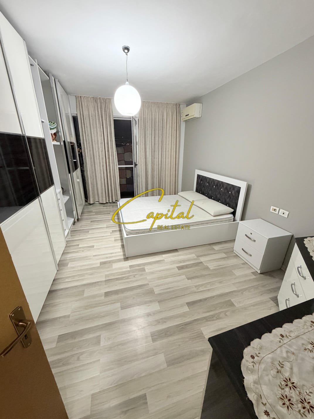 APARTAMENT ME QIRA 2+1 YZBERISHT 55.000 LEKE