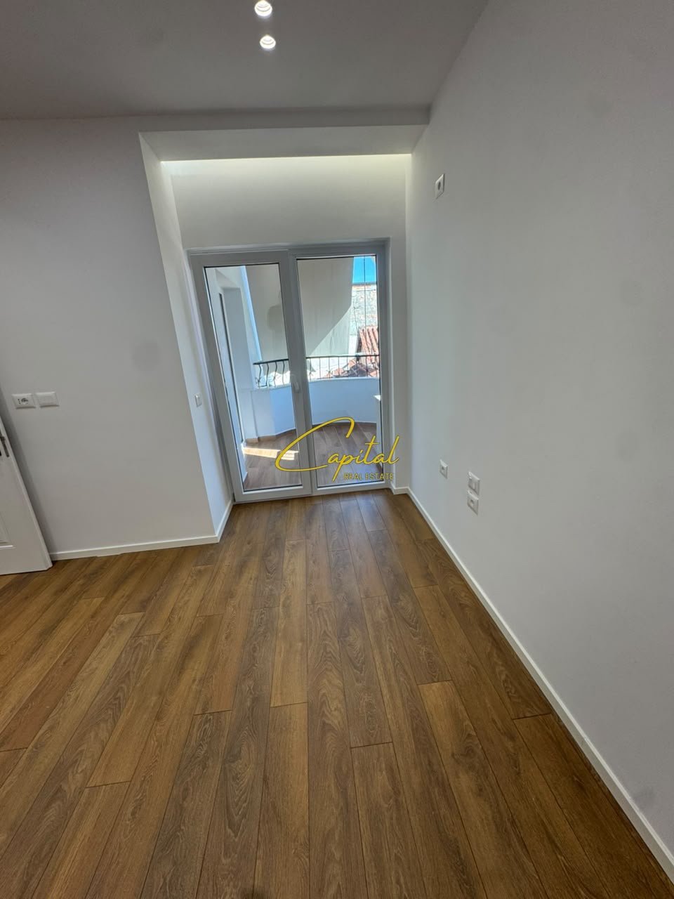 SHITET APARTAMENT 1+1 MOZAIKU I TIRANES 167.000 EURO