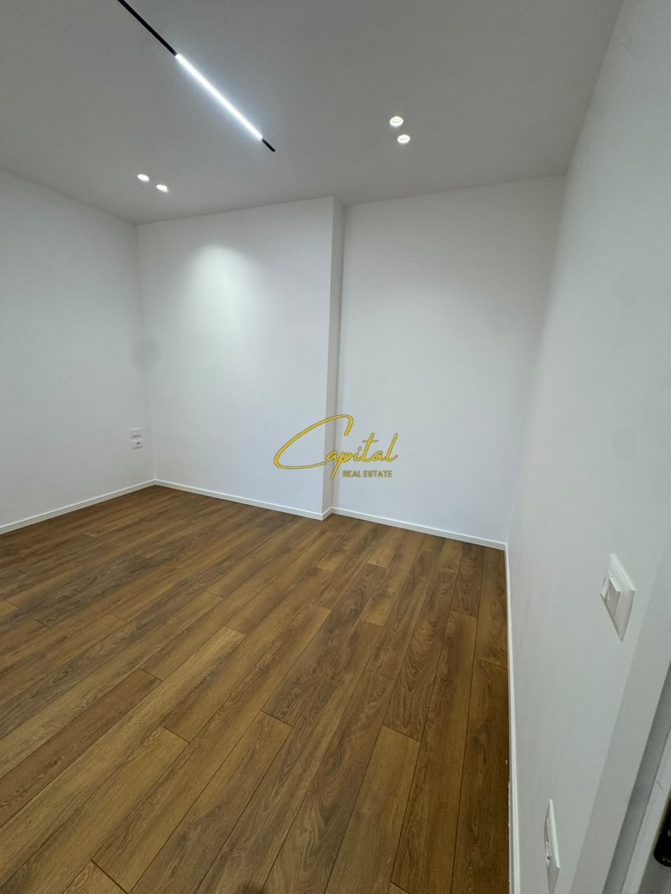 SHITET APARTAMENT 1+1 MOZAIKU I TIRANES 167.000 EURO