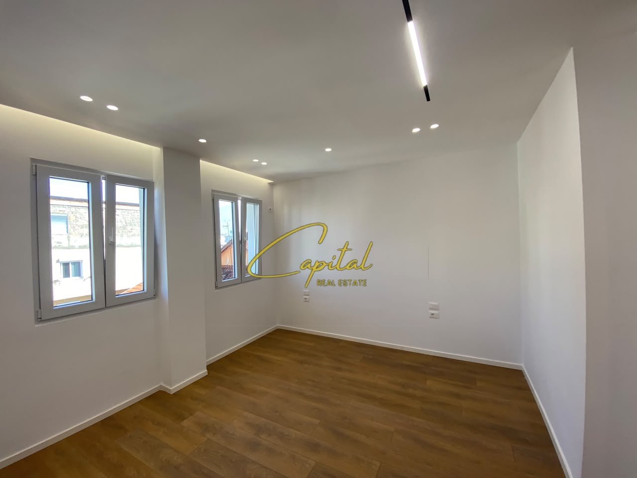 SHITET GARSONIERE 28 M2 MOZAIKU I TIRANES 98.000 EURO