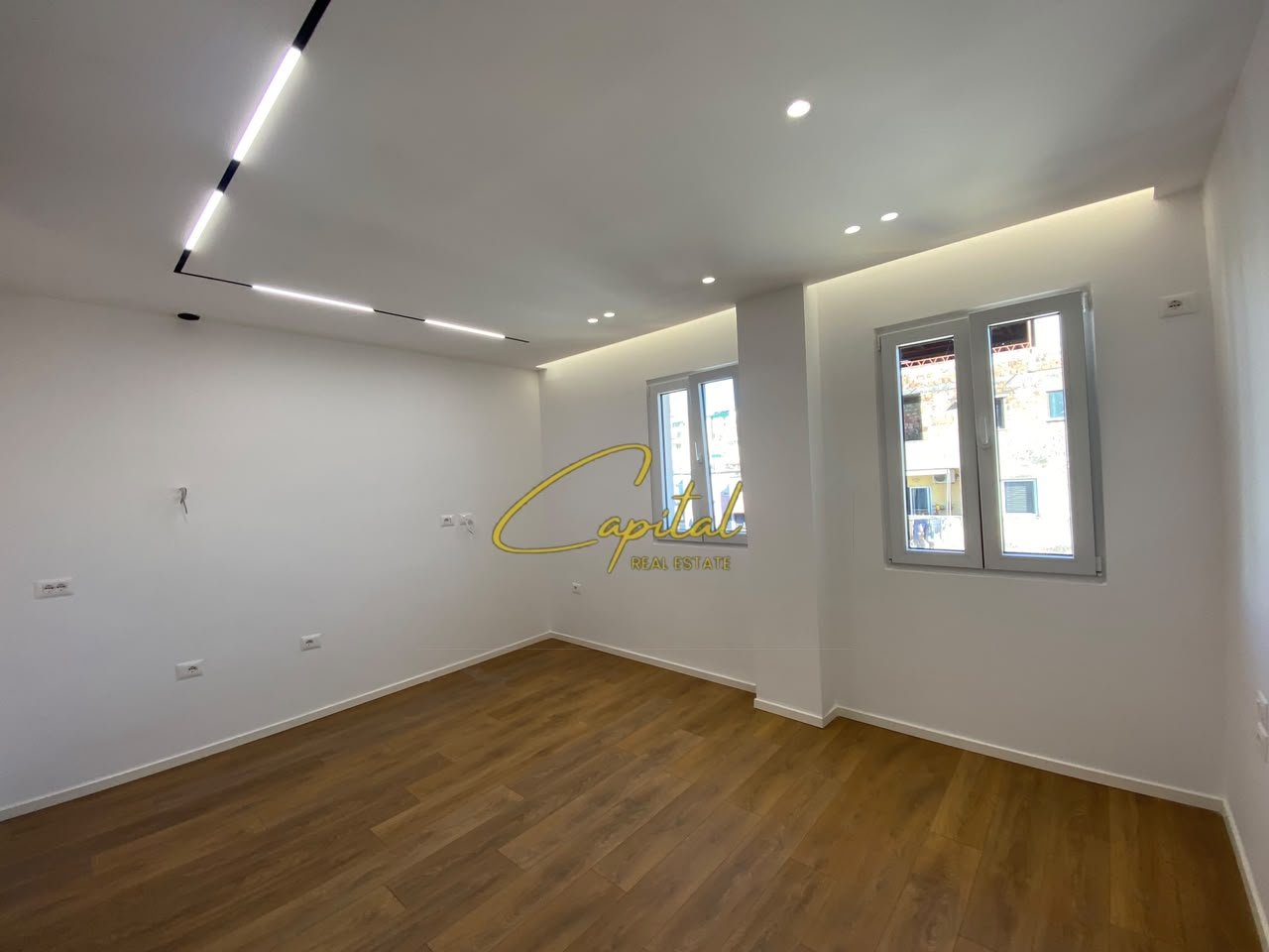 SHITET GARSONIERE 28 M2 MOZAIKU I TIRANES 98.000 EURO