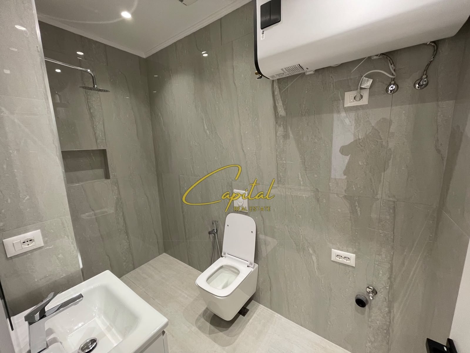 SHITET APARTAMENT 1+1 MOZAIKU I TIRANES 158.000 EURO