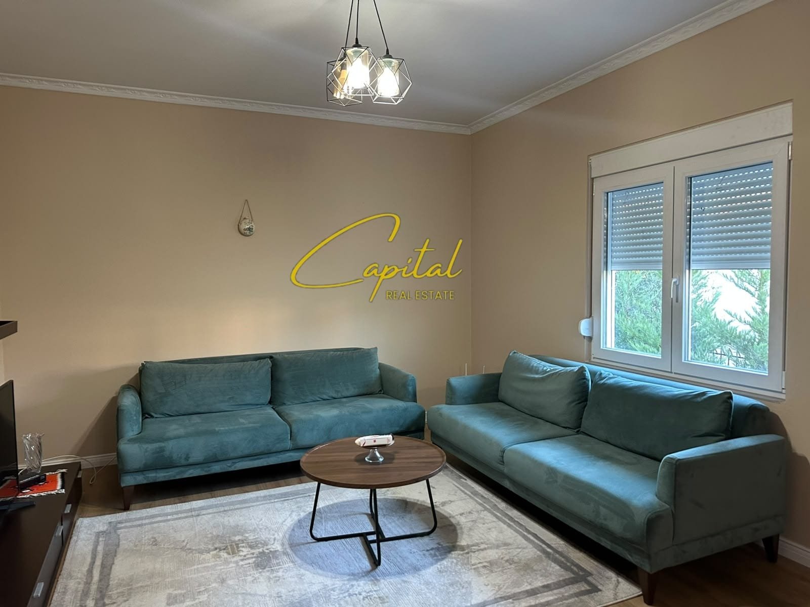 APARTAMENT ME QIRA 2+1 SAUK 80.000 LEKE