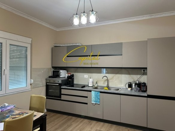 APARTAMENT ME QIRA 2+1 SAUK 80.000 LEKE