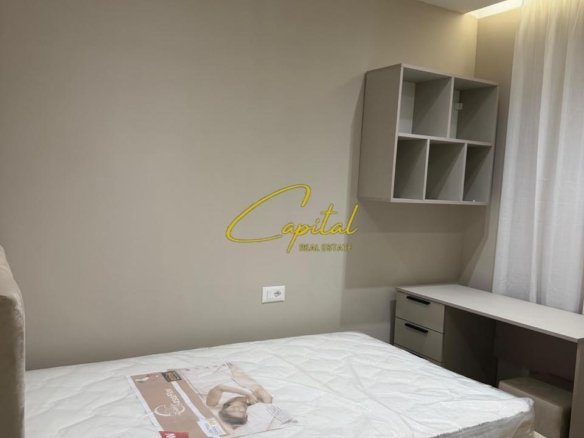 APARTAMENT ME QIRA 3+1 MEDRESEJA 80.000 LEKE