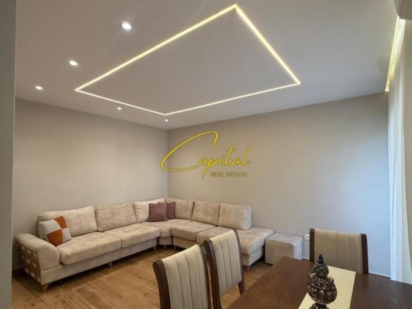 APARTAMENT ME QIRA 3+1 MEDRESEJA 80.000 LEKE
