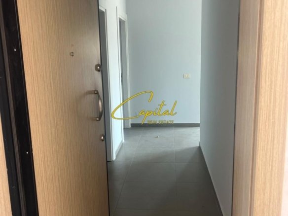 ZYRE ME QIRA 110 M2 RRUGA E KAVAJES 45.000 LEKE