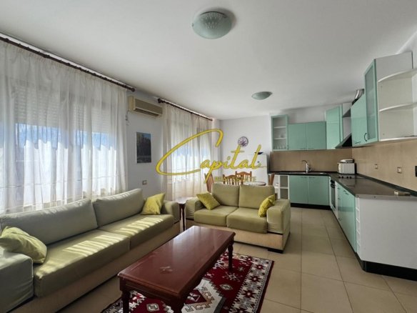 APARTAMENT ME QIRA 2+1 RRUGA E BOGDANEVE 70.000 LEKE