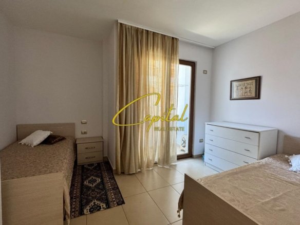 APARTAMENT ME QIRA 2+1 RRUGA E BOGDANEVE 70.000 LEKE