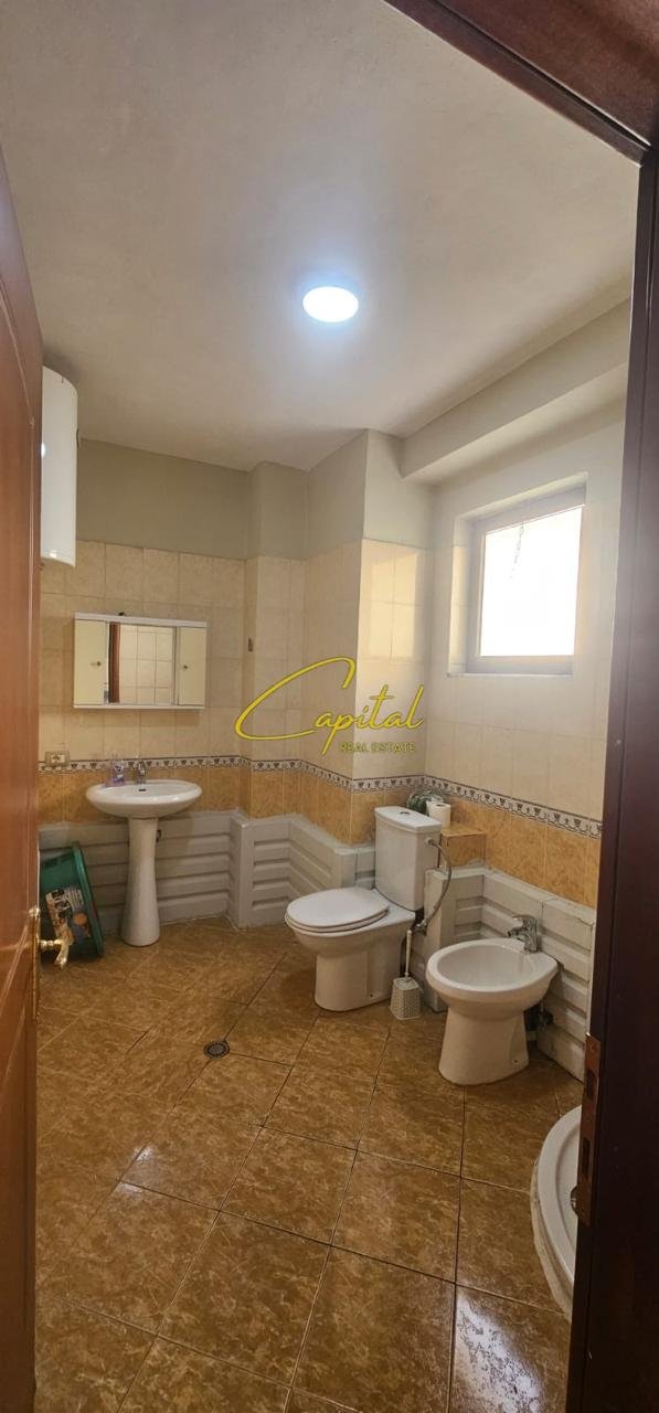 APARTAMENT ME QIRA 2+1 FRESKU 47.000 LEKE