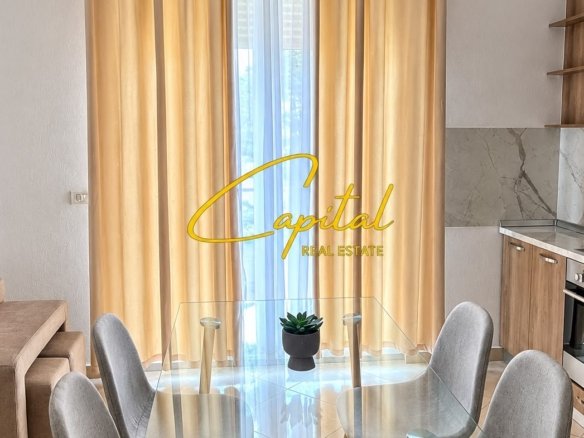 SHITET APARTAMENT 1+1 FRESKU 9.300.000 LEKE