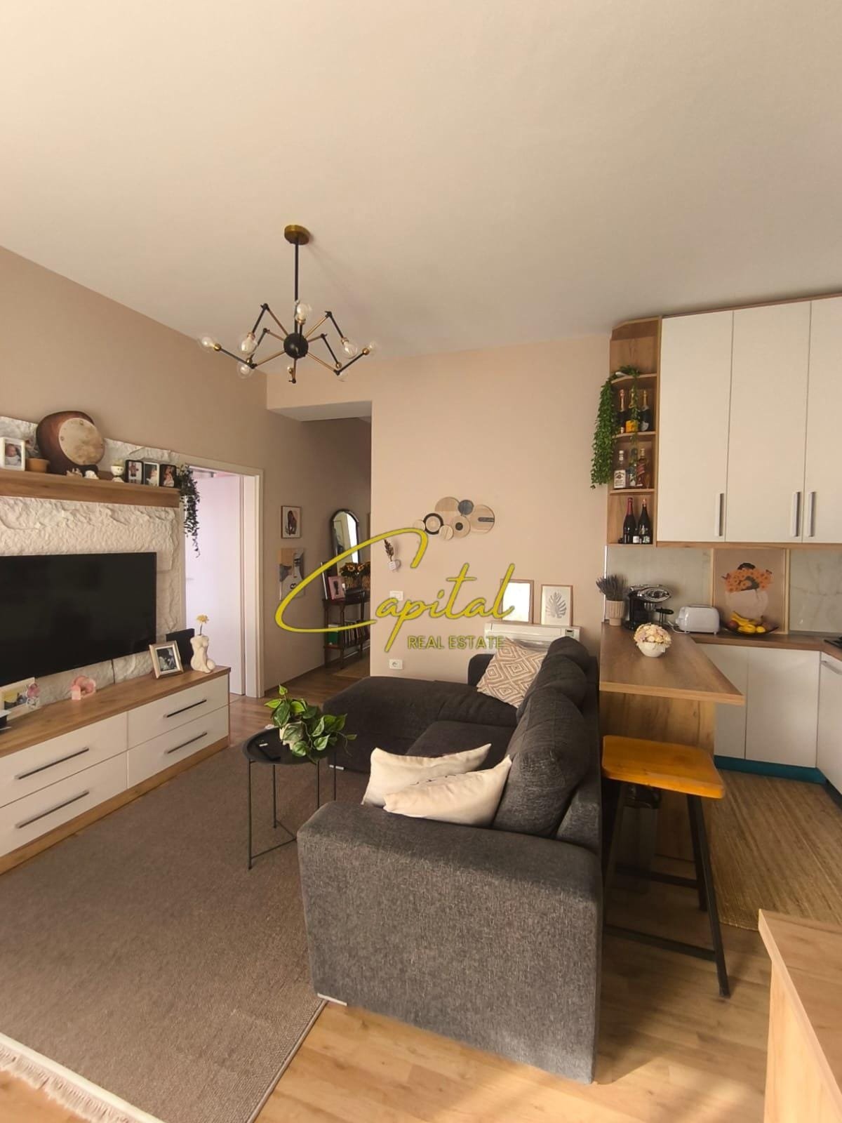 SHITET APARTAMENT 3+1+2 ALI DEMI 215.000 EURO