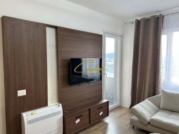 APARTAMENT ME QIRA 1+1 UNIVERS CITY 450 EURO