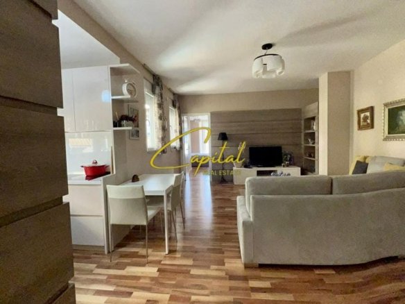 APARTAMENT ME QIRA 1+1 MYSLYM SHYRI 75.000 LEKE