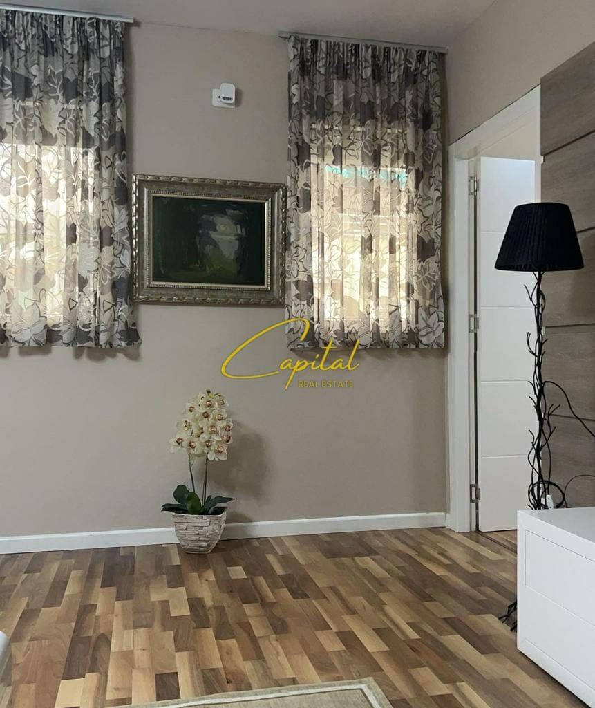 APARTAMENT ME QIRA 1+1 MYSLYM SHYRI 75.000 LEKE