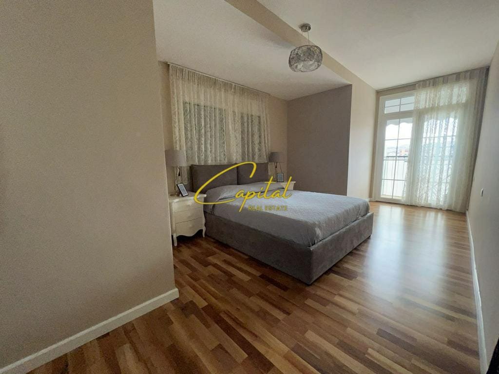 APARTAMENT ME QIRA 1+1 MYSLYM SHYRI 75.000 LEKE