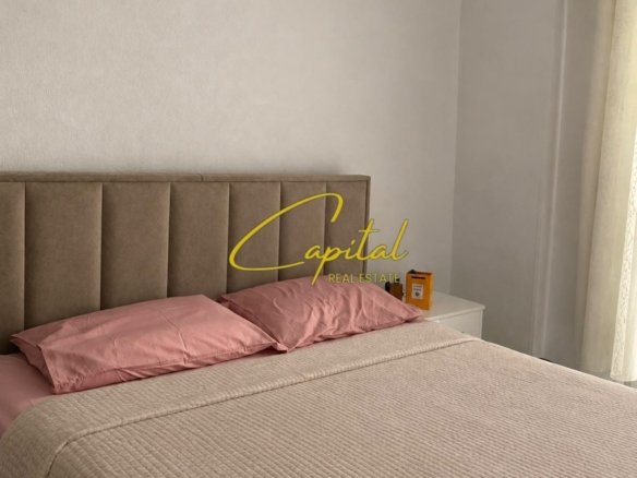 APARTAMENT ME QIRA 1+1 RRUGA E DIBRES 45.000 LEKE