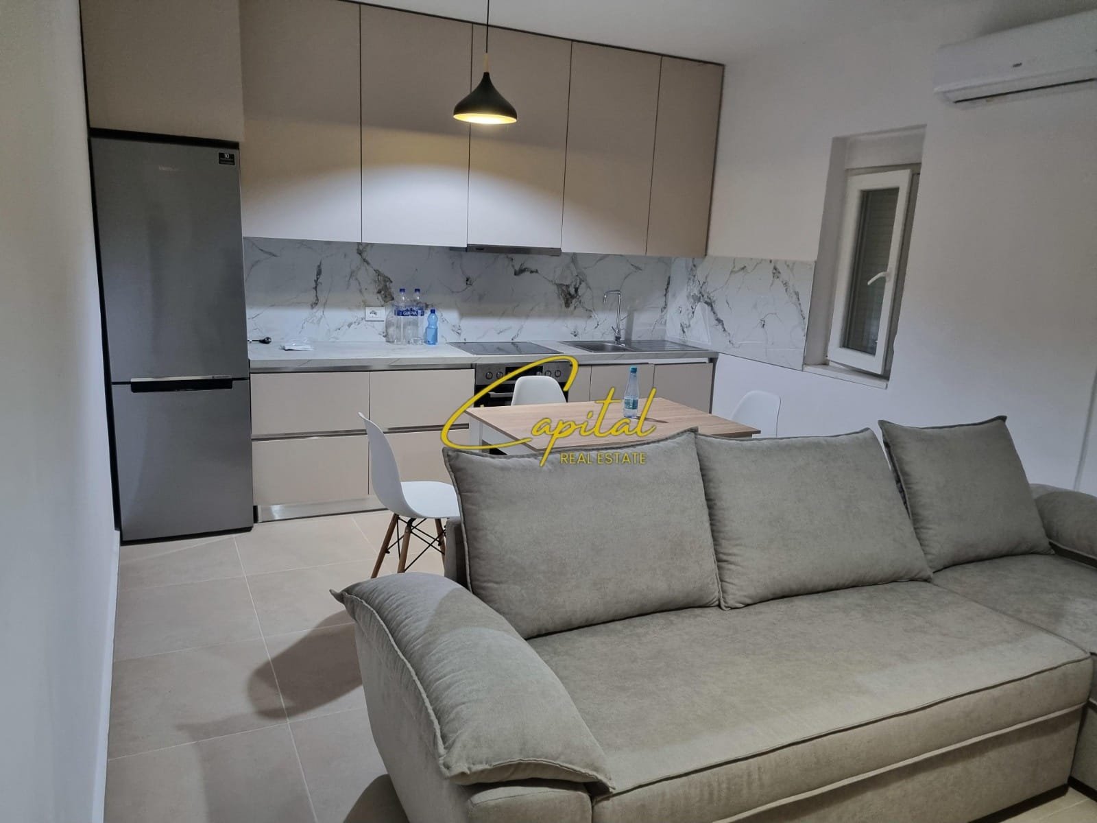 APARTAMENT ME QIRA 2+1 ALI DEMI 50.000 LEKE
