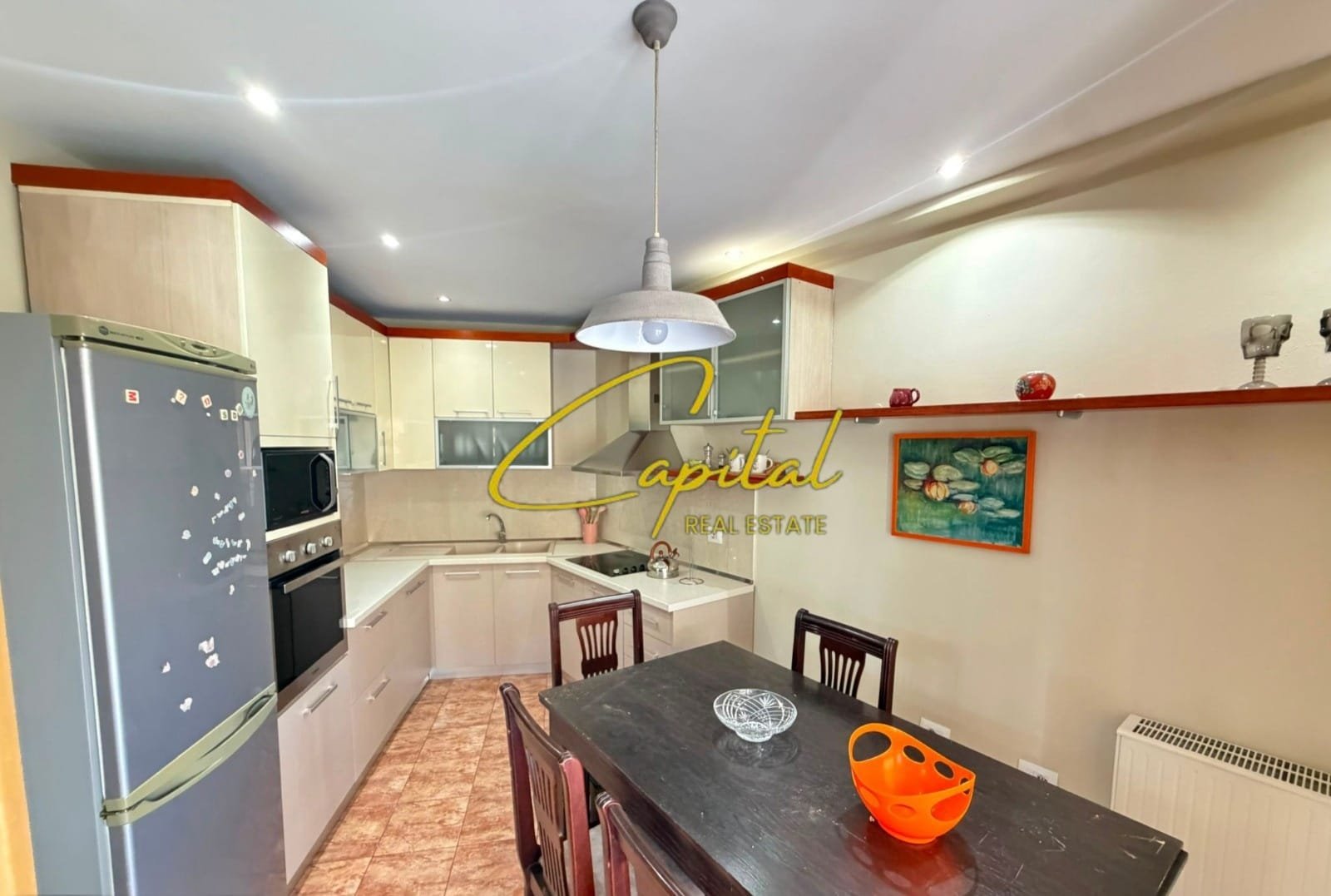 APARTAMENT ME QIRA 2+1 ISH STACIONI TRENIT 75.000 LEKE