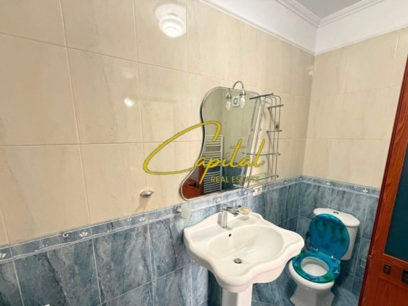 APARTAMENT ME QIRA 2+1 ISH STACIONI TRENIT 75.000 LEKE