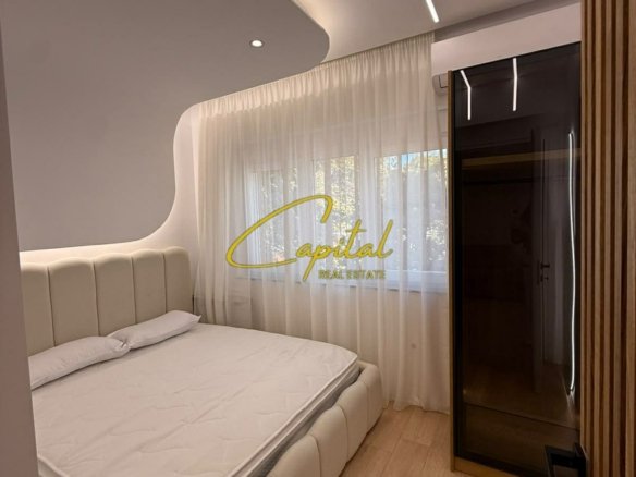 APARTAMENT ME QIRA 1+1 MYSLYM SHYRI 85.000 LEKE