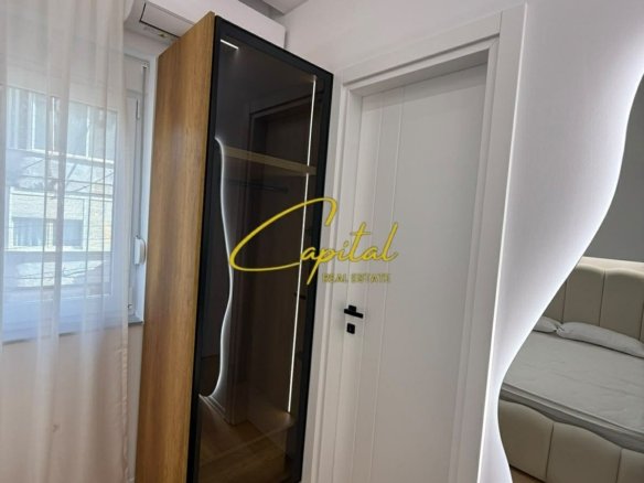 APARTAMENT ME QIRA 1+1 MYSLYM SHYRI 85.000 LEKE