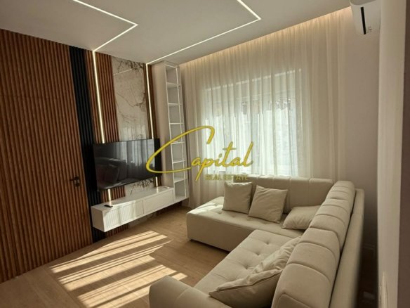 APARTAMENT ME QIRA 1+1 MYSLYM SHYRI 85.000 LEKE