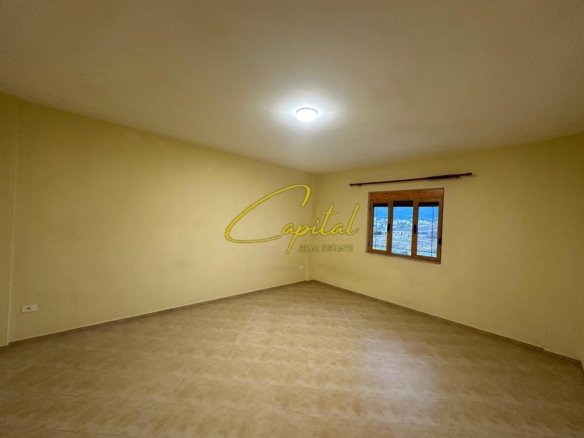 VILE PRIVATE ME QIRA 1.500 M2 MJULL-BATHORE 250.000 LEKE